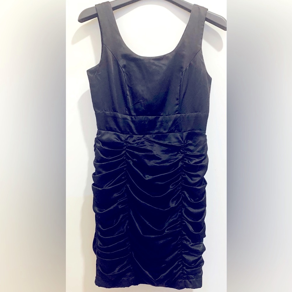 Forever 21 black dress size medium